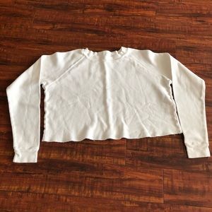White long sleeve crop top